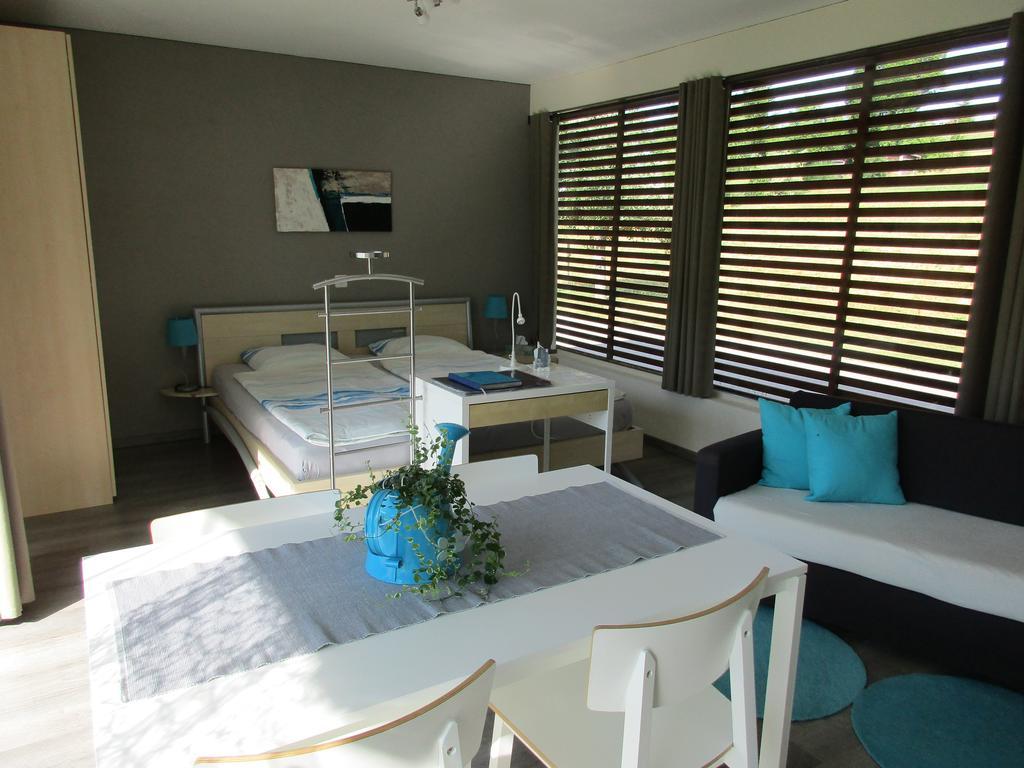 Bnb Pavillon Paisible Orsonnens Ruang foto